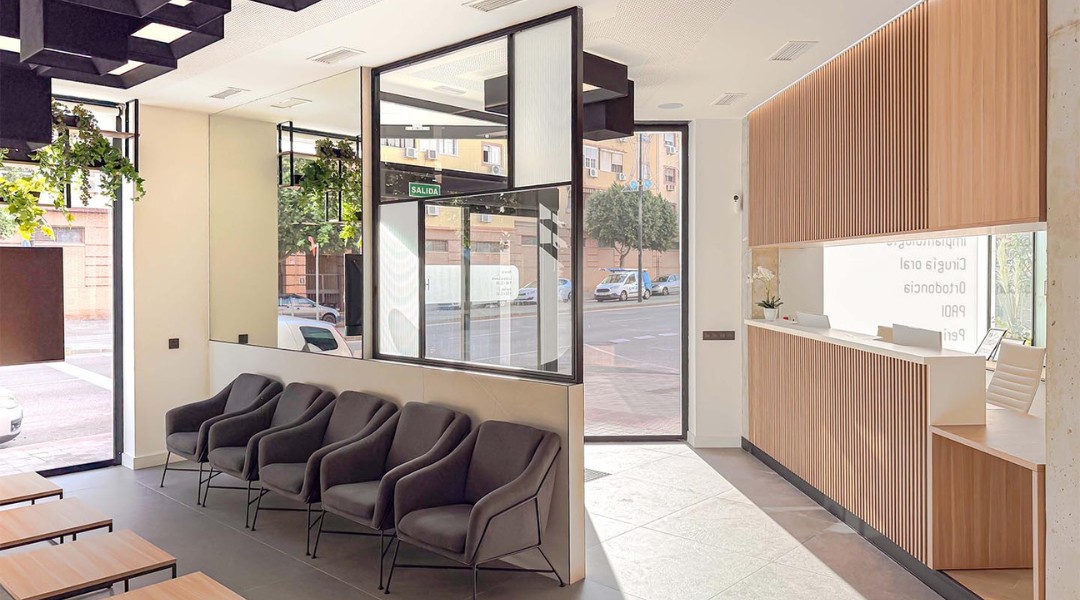 Primera Visita en Clínica Dental Del Buey y Luque